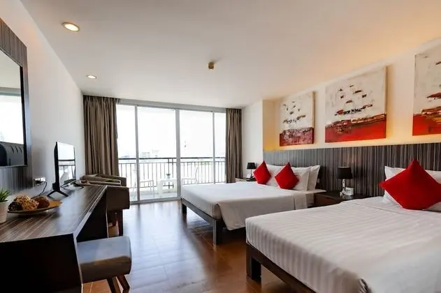 Deluxe Üç Kişilik Oda