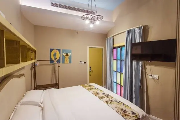 Standard Tek Büyük Yataklı Oda