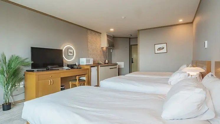 Deluxe Üç Kişilik Oda