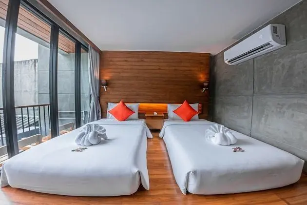 Standard Tek Büyük veya İki Ayrı Yataklı Oda, Balkon