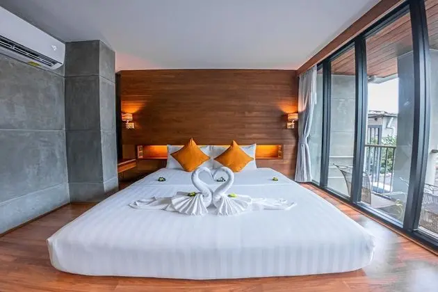 Standard Tek Büyük veya İki Ayrı Yataklı Oda, Balkon