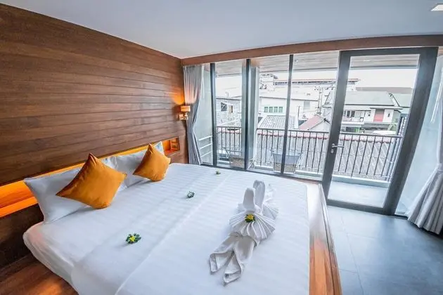 Standard Tek Büyük veya İki Ayrı Yataklı Oda, Balkon