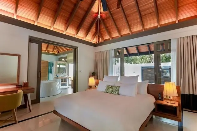 Deluxe Villa (Beach - Family Private Pool)