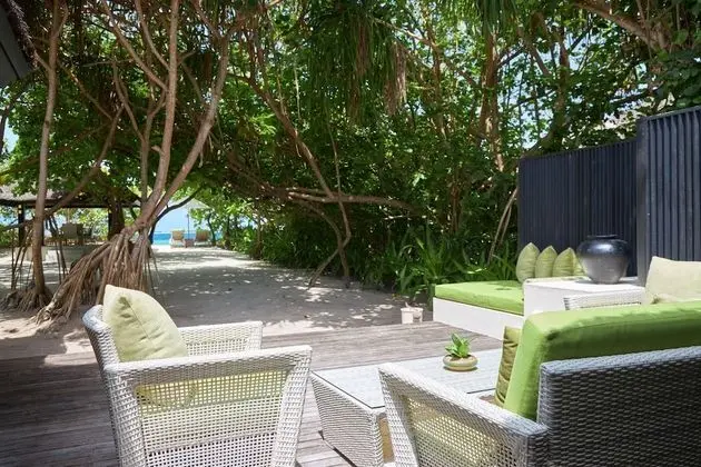 Deluxe Villa (Beach - Family Private Pool)