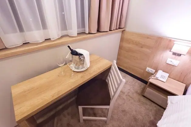 Tek Büyük Yataklı Oda