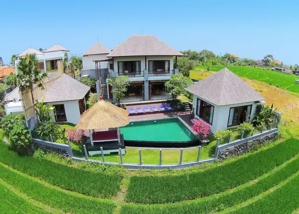 Villa, 4 Yatak Odası, Kişiye Özel Havuzlu
