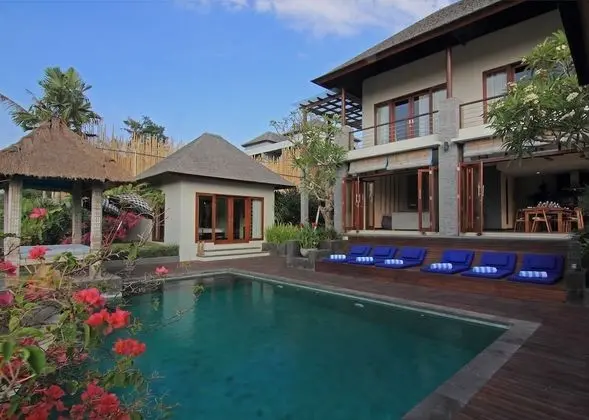 Villa, 4 Yatak Odası, Kişiye Özel Havuzlu