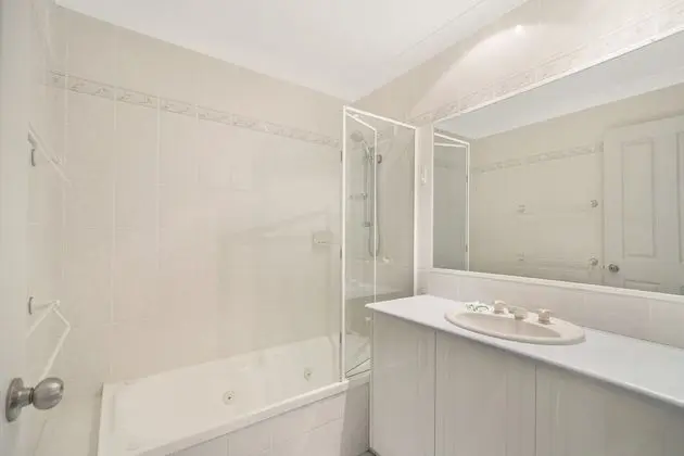 Ev (2 Bedrooms)