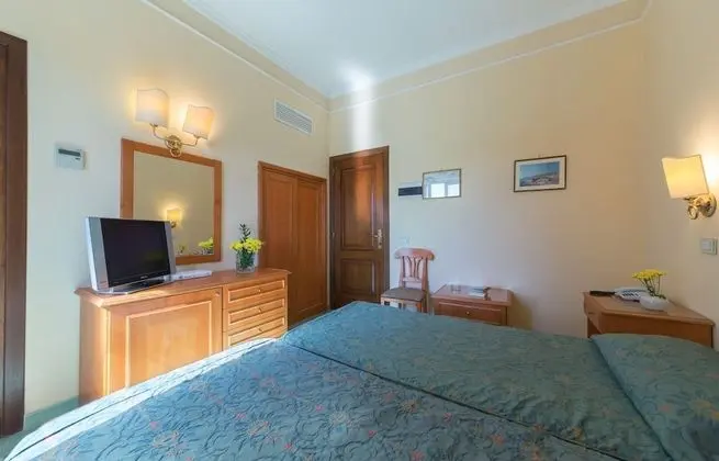 Comfort Oda, Havuz Manzaralı, Ek Bina