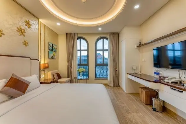 Deluxe Tek Büyük Yataklı Oda