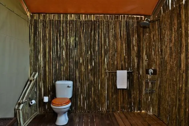 Bush View Room