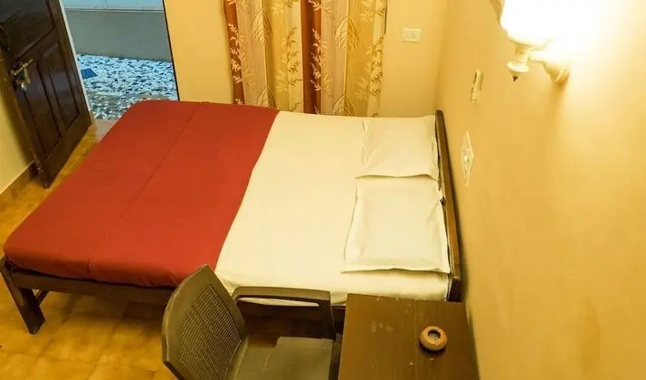 Standard Oda (Non AC)