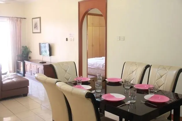 Apart Daire, 3 Yatak Odası, Havuz Manzaralı