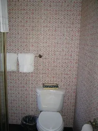 Standard Oda, 1 Büyük (Queen) Boy Yatak
