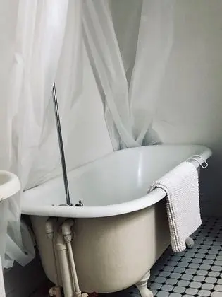 Daisy Room