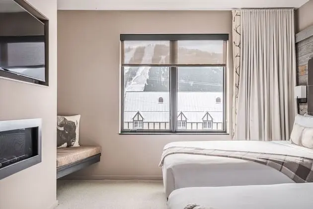 Premium King Room