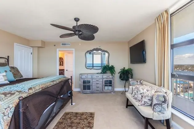 Daire (Jacksonville Beach Waterford 10A)