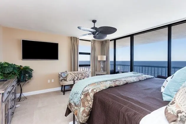 Daire (Jacksonville Beach Waterford 10A)