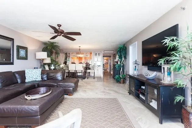 Daire (Jacksonville Beach Waterford 10A)