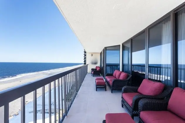 Daire (Jacksonville Beach Waterford 10A)