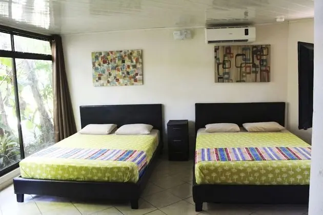 Basic Tek Büyük Yataklı Oda, Birden Çok Yatak (Quiet Room)