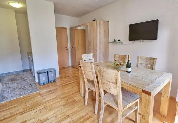 Comfort Apart Daire, Birden Çok Yatak Odası, Dağ Manzaralı