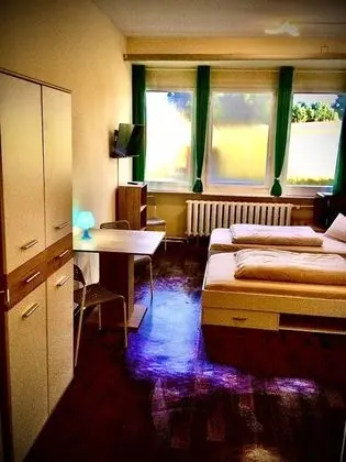 Economy Üç Kişilik Oda