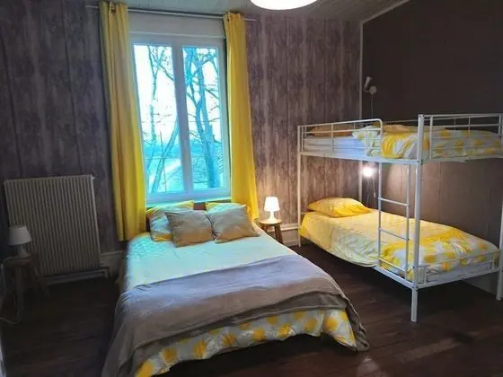 Dört Kişilik Oda, Birden Çok Yatak, Sigara İçilmez