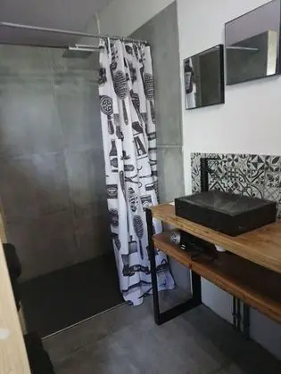 Tek Büyük Yataklı Oda, 1 Büyük (Queen) Boy Yatak, Sigara İçilmez