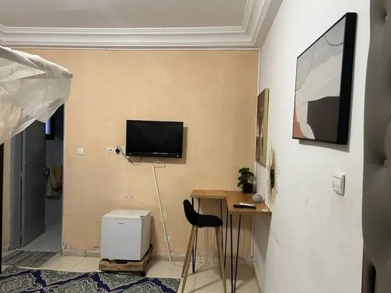 Basic Tek Büyük Yataklı Oda, 1 Büyük (Queen) Boy Yatak