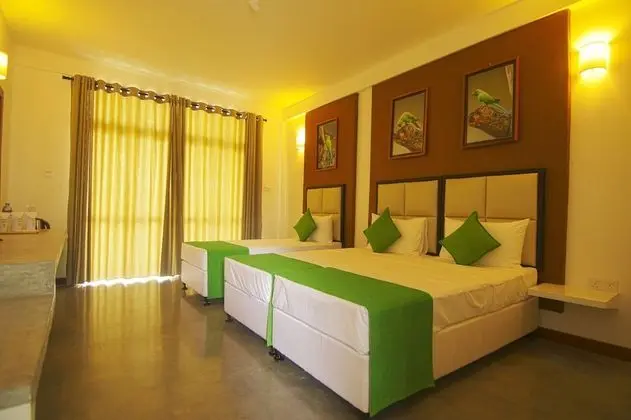 Deluxe Üç Kişilik Oda, Göl Manzaralı
