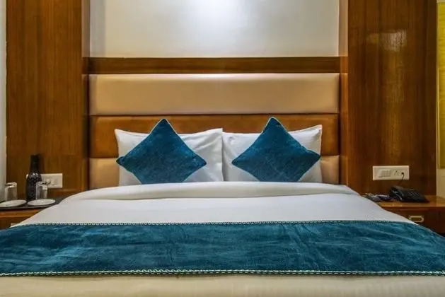 Deluxe Tek Büyük Yataklı Oda, Vadi Manzaralı