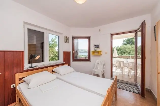 Apart Daire (Jadra - 28 m from beach - A2(5))