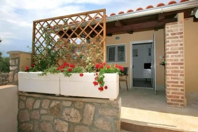 Apart Daire (Jadranka - free parking and grill - A)