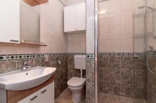 Apart Daire, 2 Yatak Odası (Pergula)