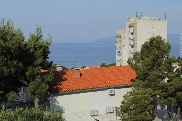 Apart Daire (Jadro - 250 m from beach - A1(4+1))