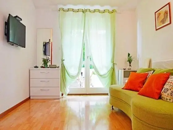 Apart Daire (Jadro - 250 m from beach - A2Gornji(2)