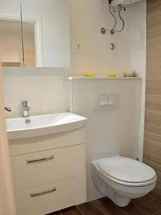 Apart Daire (Jadro - 250 m from beach - A4Prizemlj)