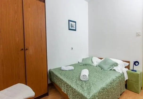 Apart Daire (Jadro - 250 m from beach - A4Prizemlj)