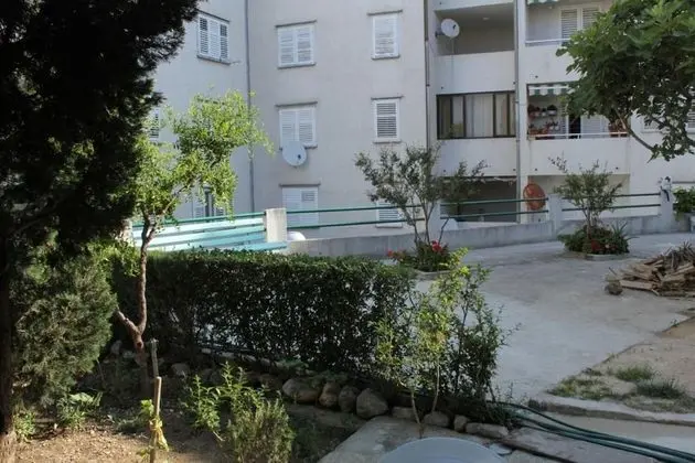 Apart Daire (Jadro - 250 m from beach - A4Prizemlj)