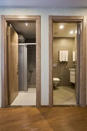 Deluxe Üç Kişilik Oda