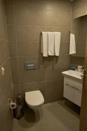 Superior Tek Büyük veya İki Ayrı Yataklı Oda