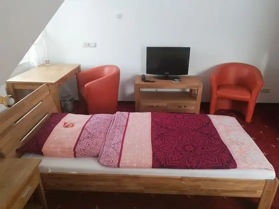 Standard Tek Büyük veya İki Ayrı Yataklı Oda, Sigara İçilmez