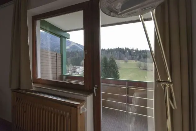 Standard Tek Büyük Yataklı Oda, Dağ Manzaralı