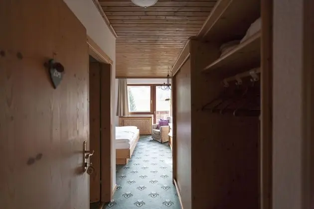 Standard Tek Büyük Yataklı Oda, Dağ Manzaralı