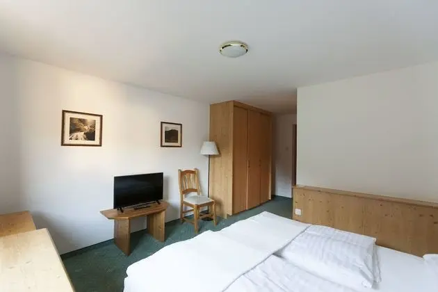 Standard Tek Büyük Yataklı Oda, Dağ Manzaralı