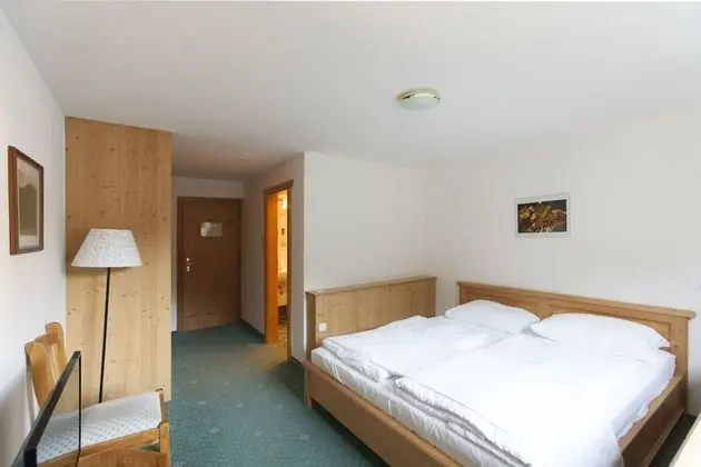 Standard Tek Büyük Yataklı Oda, Dağ Manzaralı