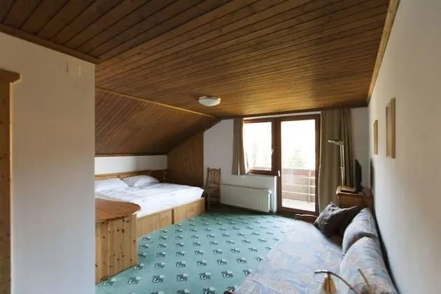 Standard Üç Kişilik Oda, Dağ Manzaralı