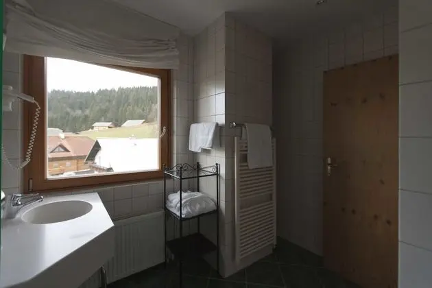 Standard Üç Kişilik Oda, Dağ Manzaralı