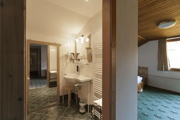 Standard Üç Kişilik Oda, Dağ Manzaralı